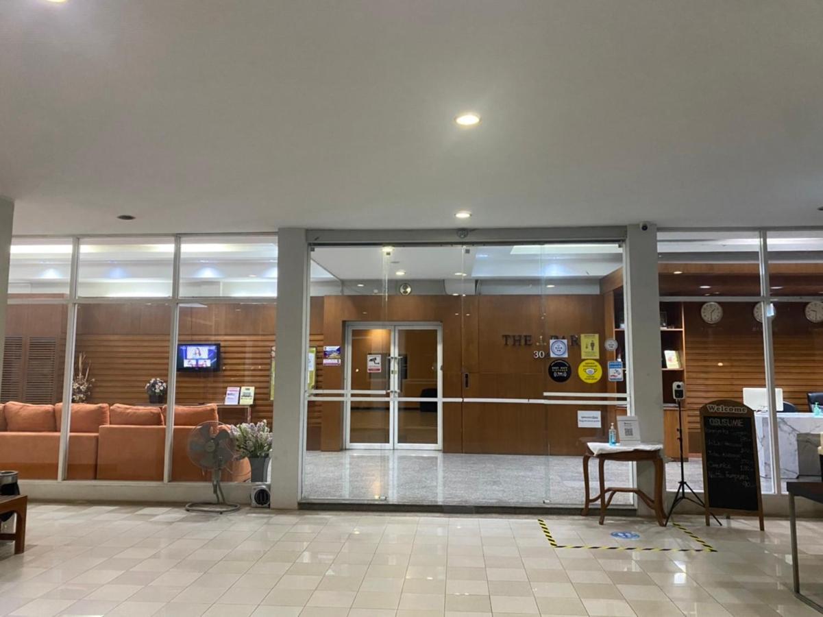 公园304行政服务式公寓 Si Maha Phot 外观 照片